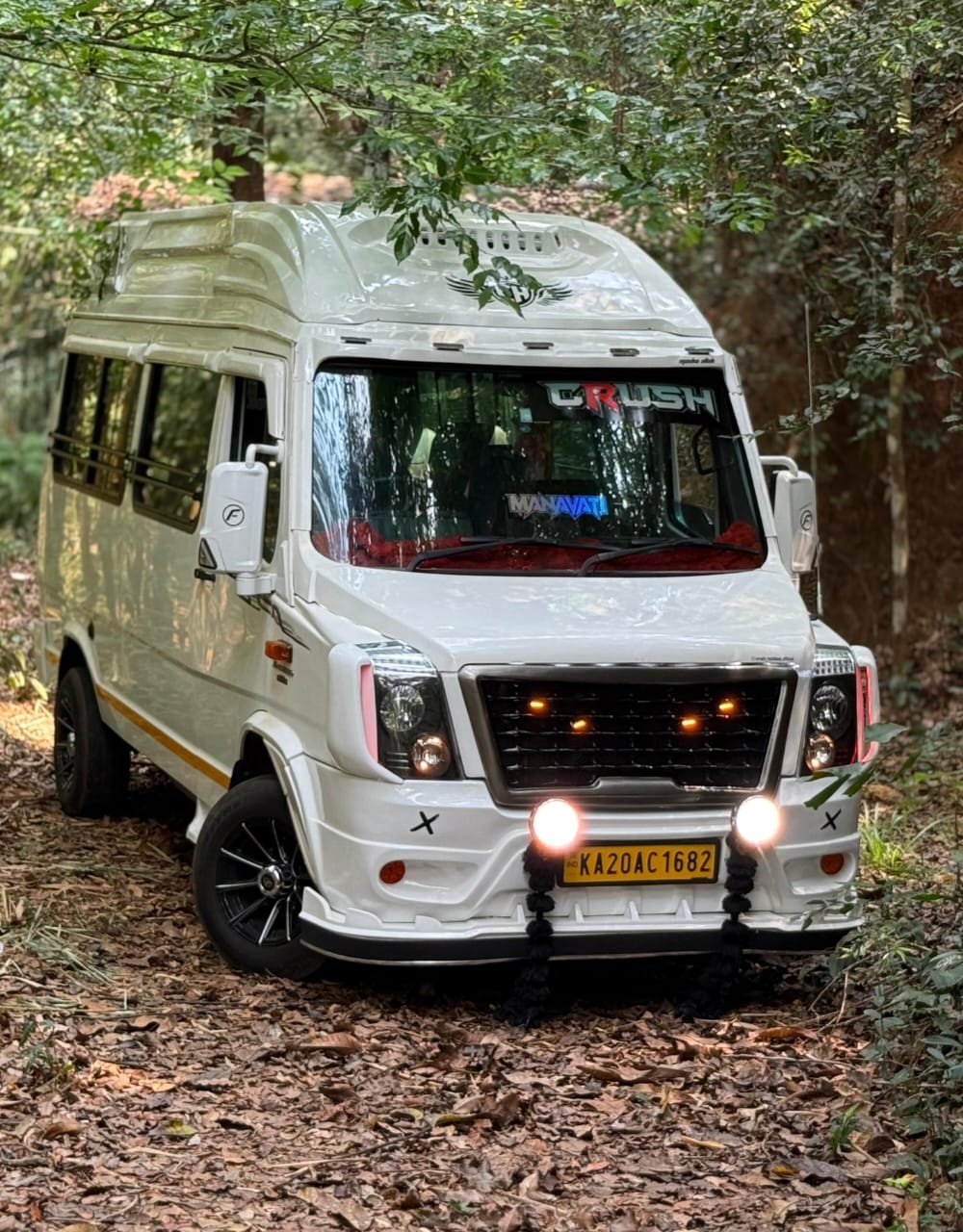 Tempo Traveller ready for outstation group tour